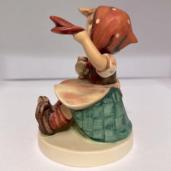 💙TM3 ‘Farewell’ Hummel Goebel #65/1 - Picture 3 of 7